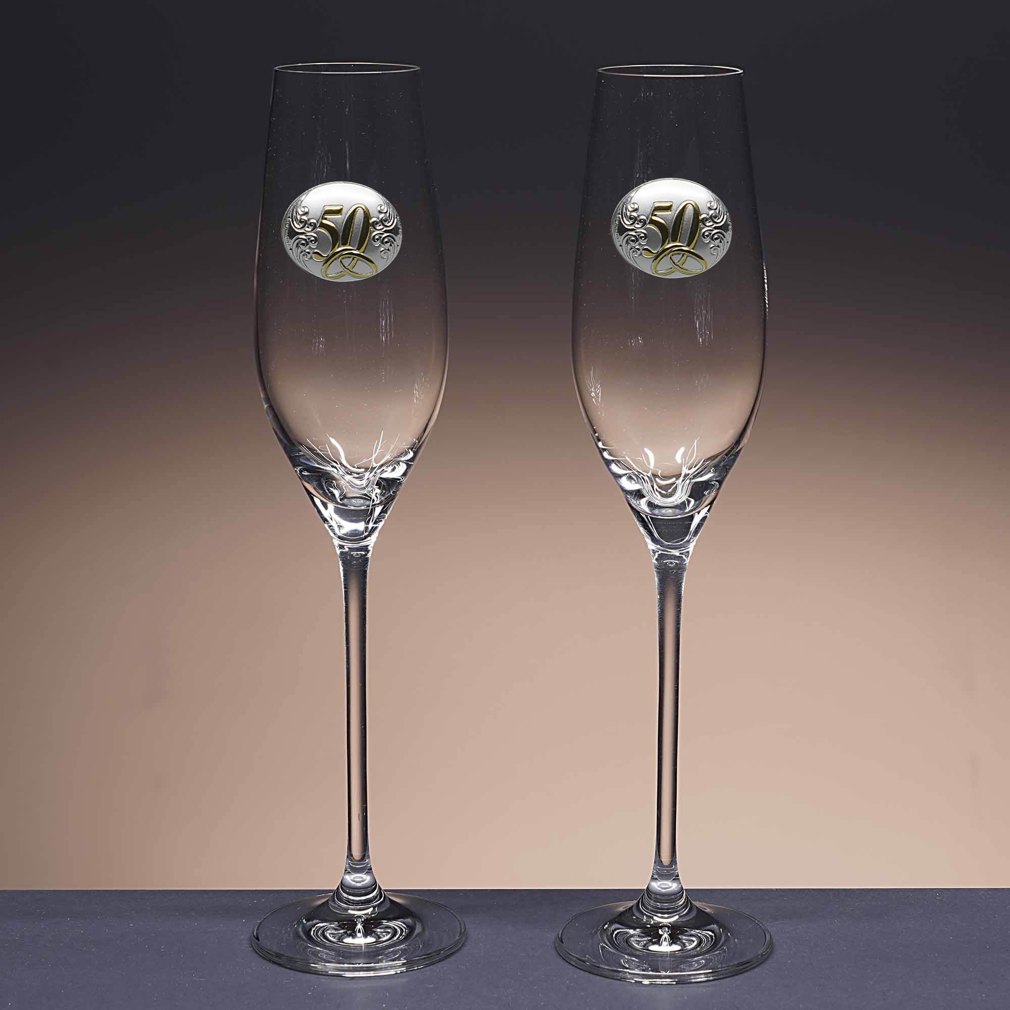 Gala&K | Set de 2 copas de cristal para champán | Para novios | Bodas de plata/oro | Aniversarios | Aplique bilaminado | Colección CELEBRATION-50 ANIVERSARIO.