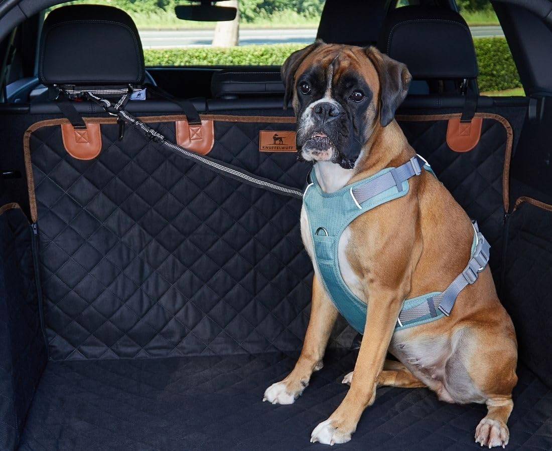 Knuffelwuff universeller Auto-Schonbezug für den Kofferraum