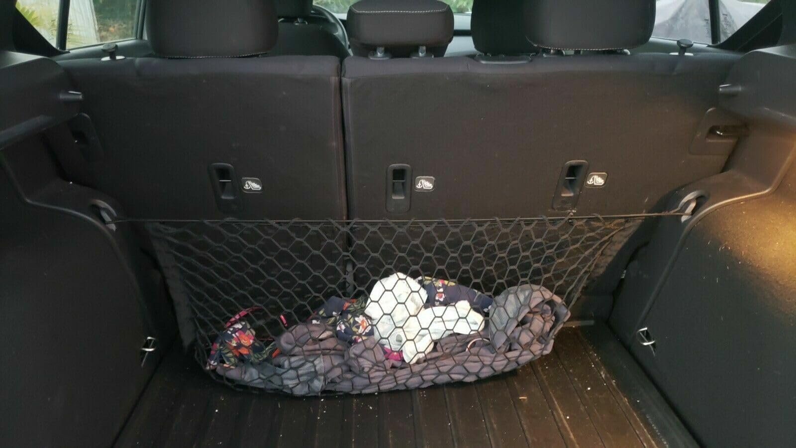 EACCESSORIES EA Trunk Rear Seats Organizer Cargo Net for Nissan Kicks 2017-2025 – Envelope Style Cargo Net for SUV – Premium Mesh Car Trunk Organizer