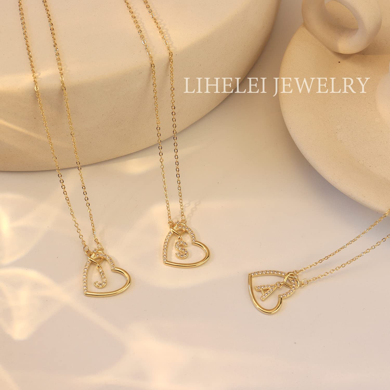 LIHELEI Collana Donna Argento,26 Lettera Maiuscola Con Zirconi Collana Moglie Mamma Fidanzata Compleanno San Valentino Natale Anniversario Festa Della Mamma Gioielli Donna Regalo