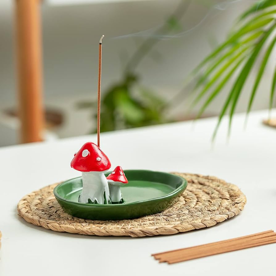 Amazon.com: CHUNCHE Cute Mushroom Incense Holder with 30