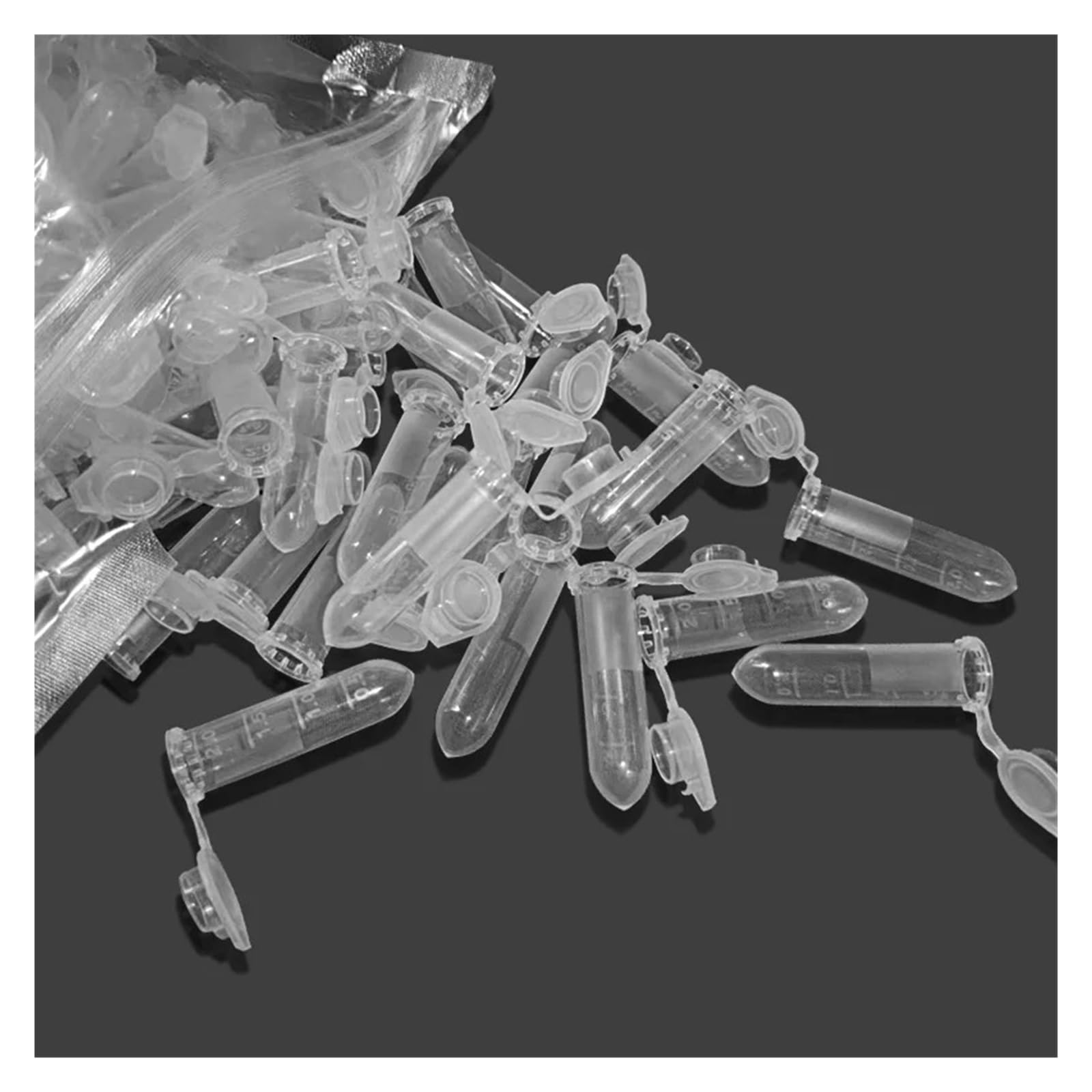 yingyingjia 500 szt. 2 ml laboratoryjnych przezroczystych mikroplastikowych probówek wirówkowych z pokrywkami zatrzaskowymi do pojemników na próbki laboratoryjne