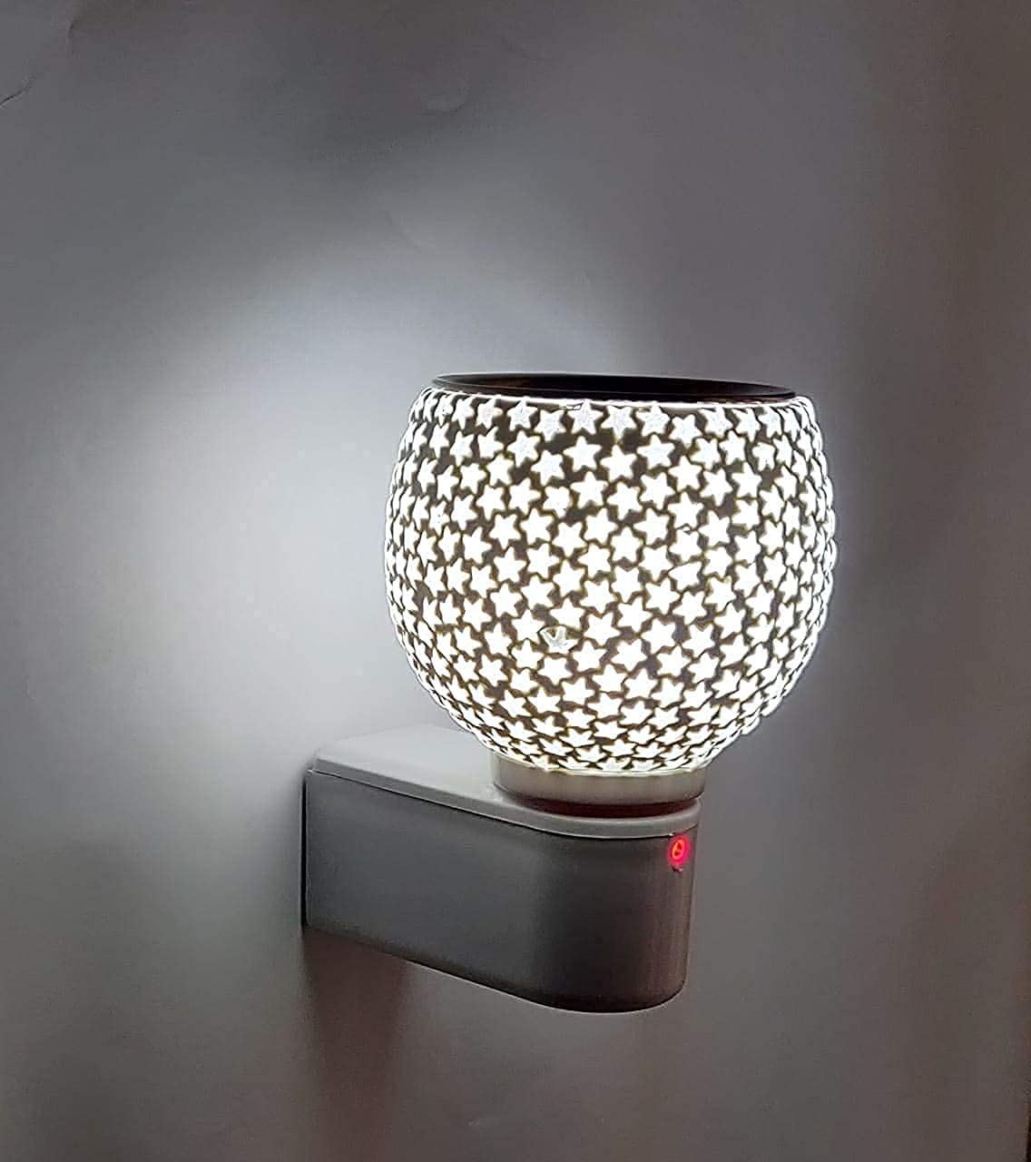 Revwd Kapoor Dani Electrical Camphor Diffuser Glass with On/Off Switch to Toggle Between Burner and Lamp (Star Kapurdani) Revwd Kapoor Dani Electrical Camphor Diffuser Glass with On/Off Switch to Toggle Between Burner and Lamp (Star Kapurdani)