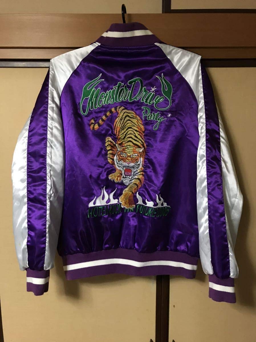 Amazon.co.jp: 布袋寅泰モンスタードライブパーティースカジャン 