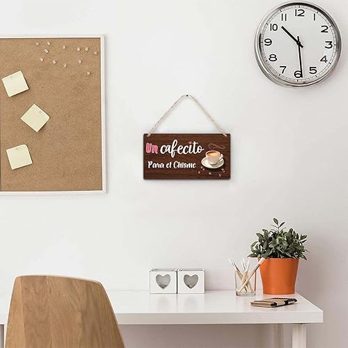 Miniatura 5 de Un Cafecito Para el Chisme - Letrero colgante de madera española para decoración para cocina, para amantes del café, estación de café, bar, 5 x 10