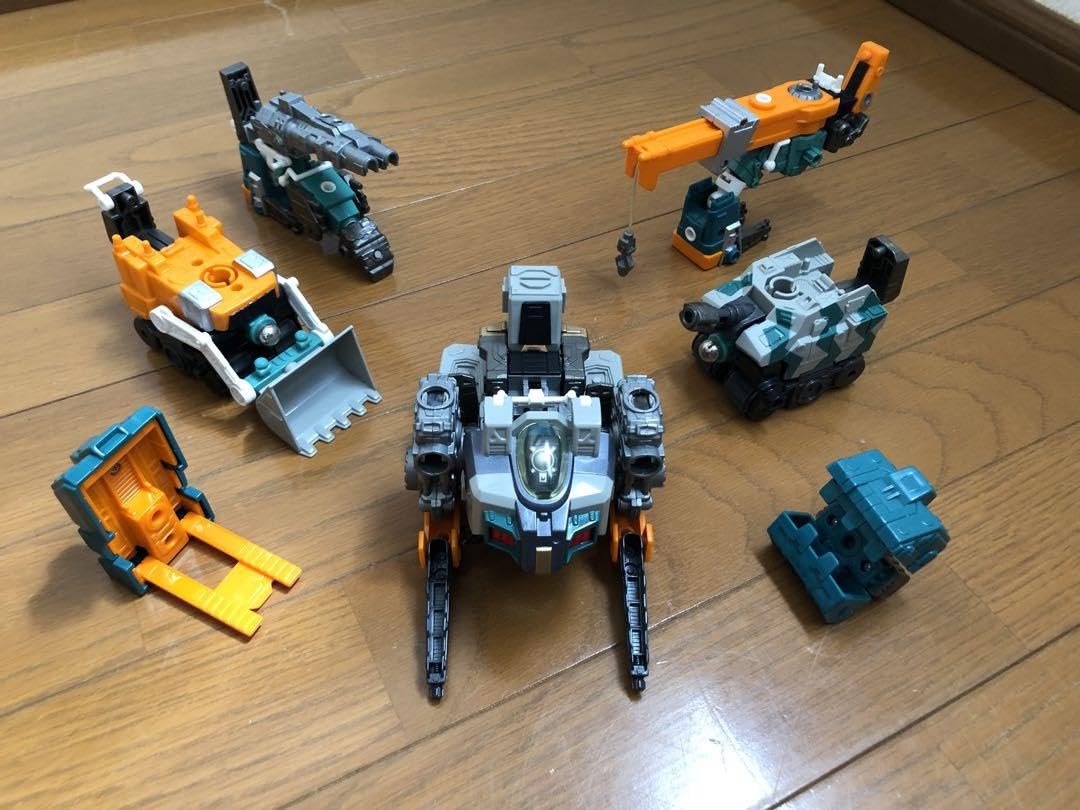 Amazon.co.jp: 小さな巨人ミクロマン ロボットマンディーン、ロボット 