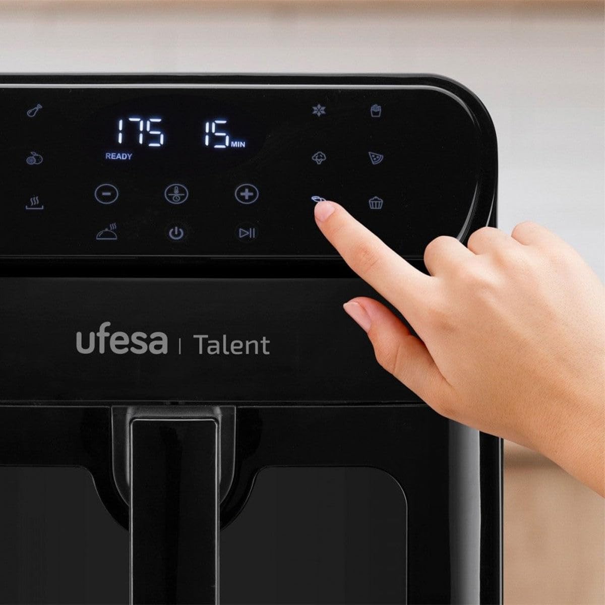 Ufesa Talent Frytkownica powietrzna, bezolejowa, 6,5 l, 13 programów, 1500 W, timer, temperatura 200 °C, światło wewnętrzne, bez BPA