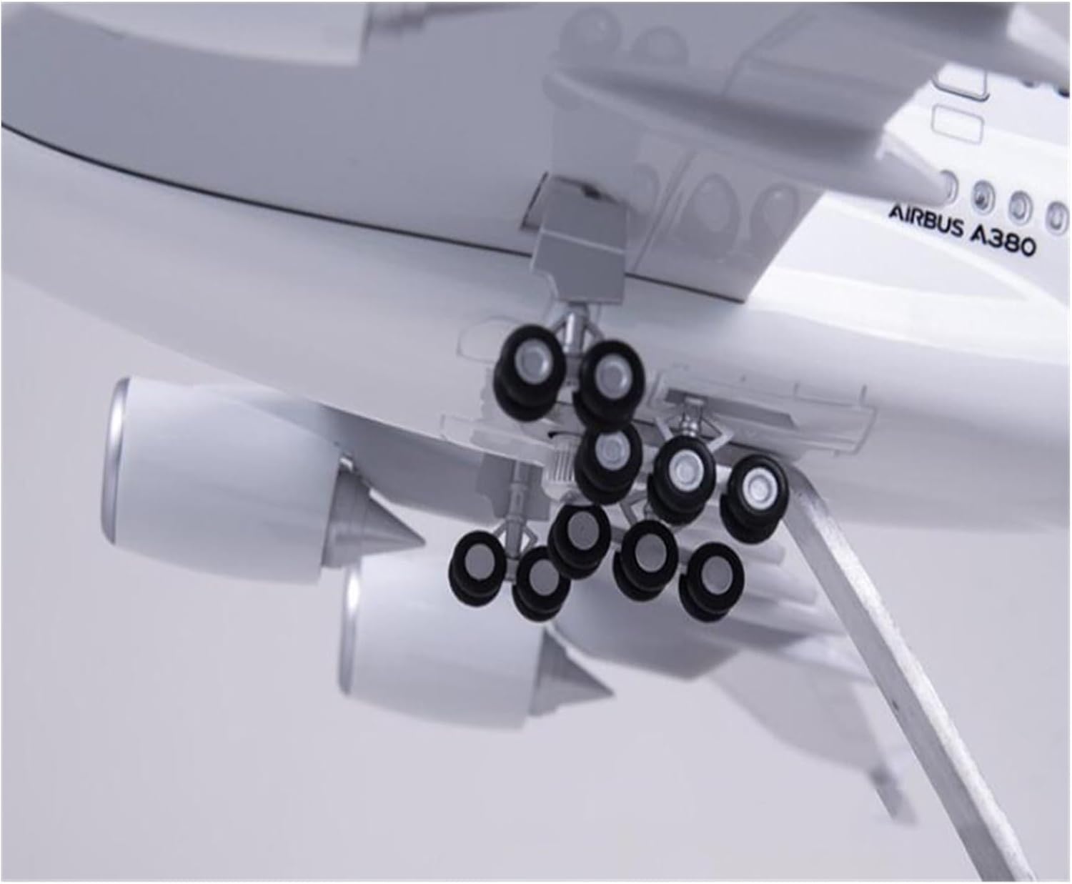 Die Cast Plane 1 160 for A380 Static Resin Die Cast Scale Airplane Model Collection Ornaments Display Gift Finished Metal Airplane