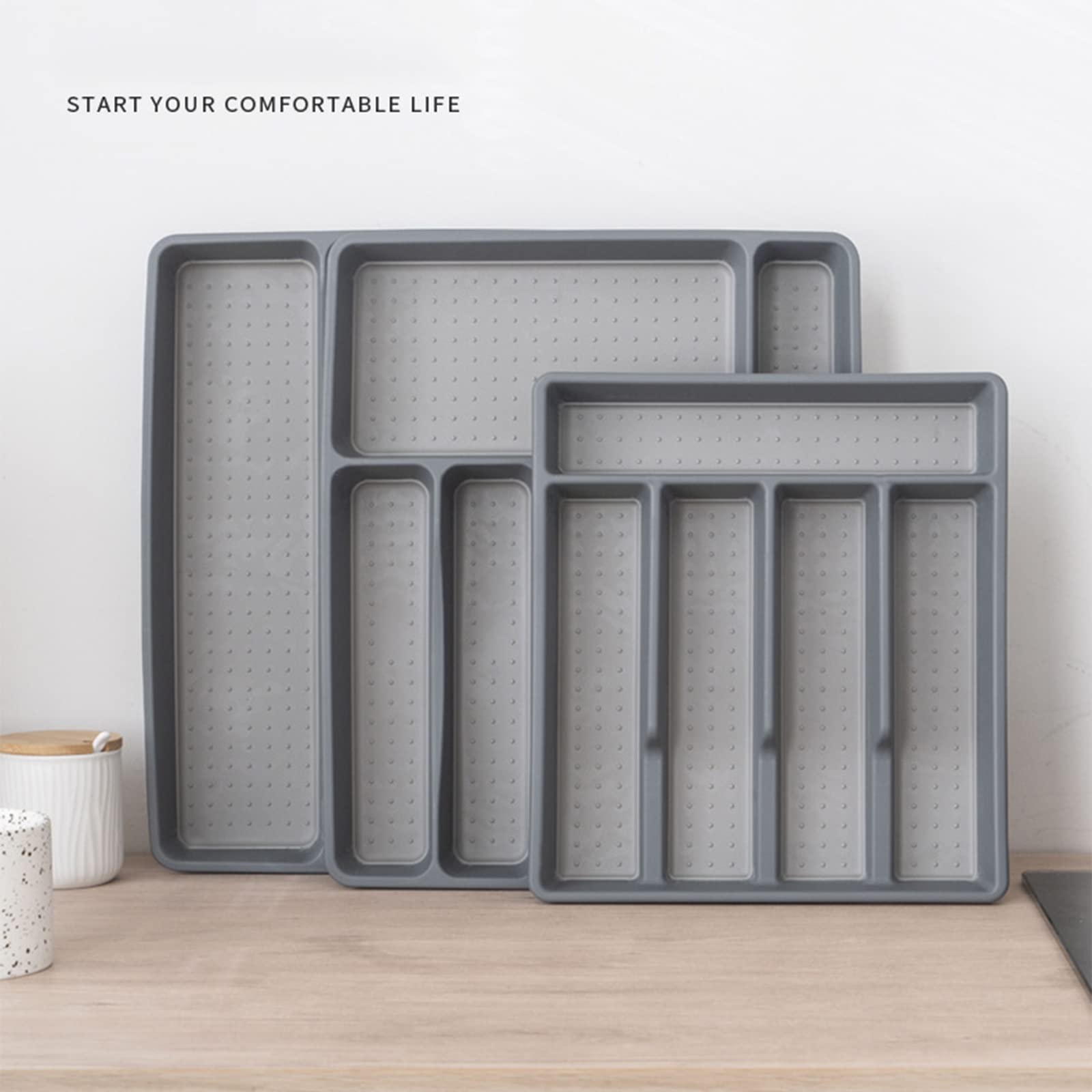Esta Bandeja organizadora para cajones de Cubiertos, Separador y Organizador de Utensilios para cajones de Cocina, encimeras, Maquillaje y organización del baño.