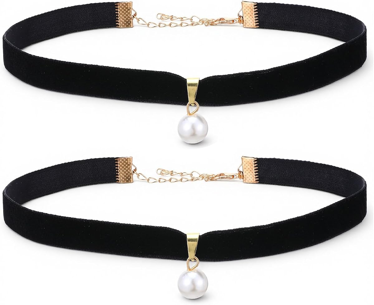 Black Velvet Pearl Choker Necklace 90s Vintage Necklace Adjustable Short Collar for Women Classic Pendant Suede Black Velvet Collar for Valentines Day Halloween Cosplay Party Jewelry Neck Accessories