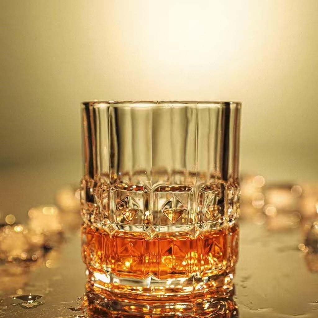 Old Fashioned Whiskey Glasses， Set of 6, 8 oz (240ml) Crystal Glass, for Scotch, Bourbon, Cocktails, Brandy, Vodka & Beer, Men Gift