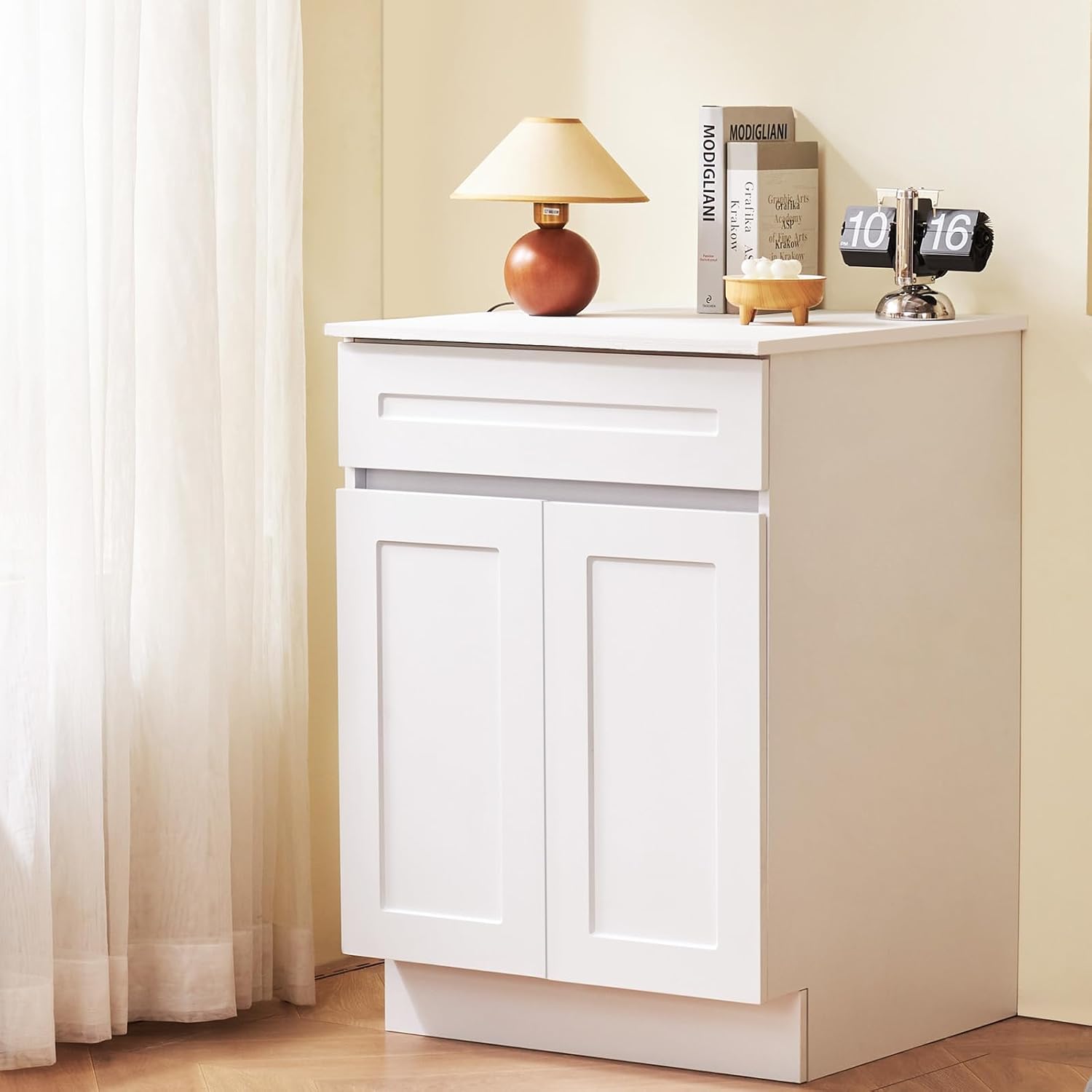 VEVOR White Shaker Base Cabinet with Drawer, 24-Inch Unassembled Drawer Base Cabinet, 24" W x 24" D x 34.5" H Ready to Assemble Cabinet with Soft-Close Doors and Adjustable Shelf, for Home Office