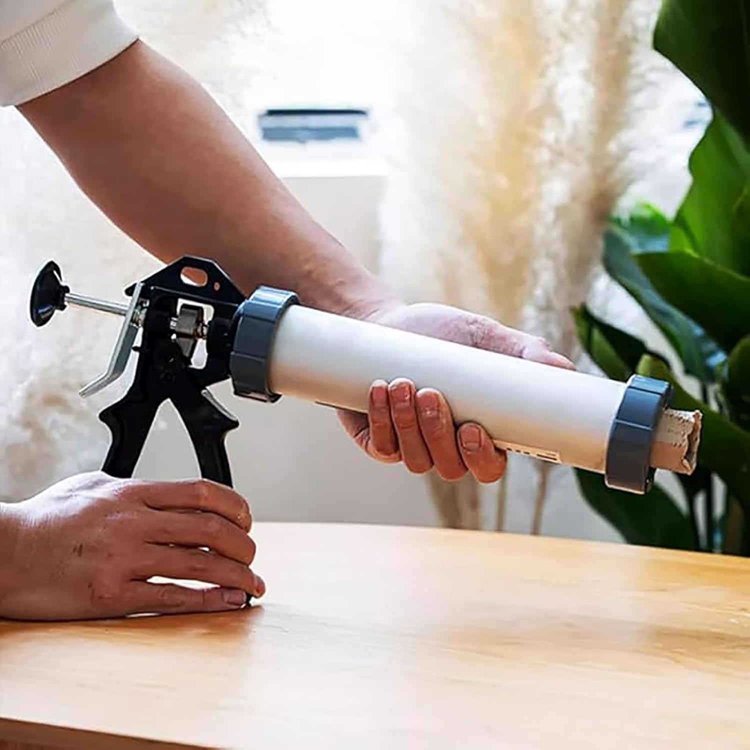 Clay Extruder Gun - Handheld Tool with 7 Molds for DIY Sculpting and Crafting