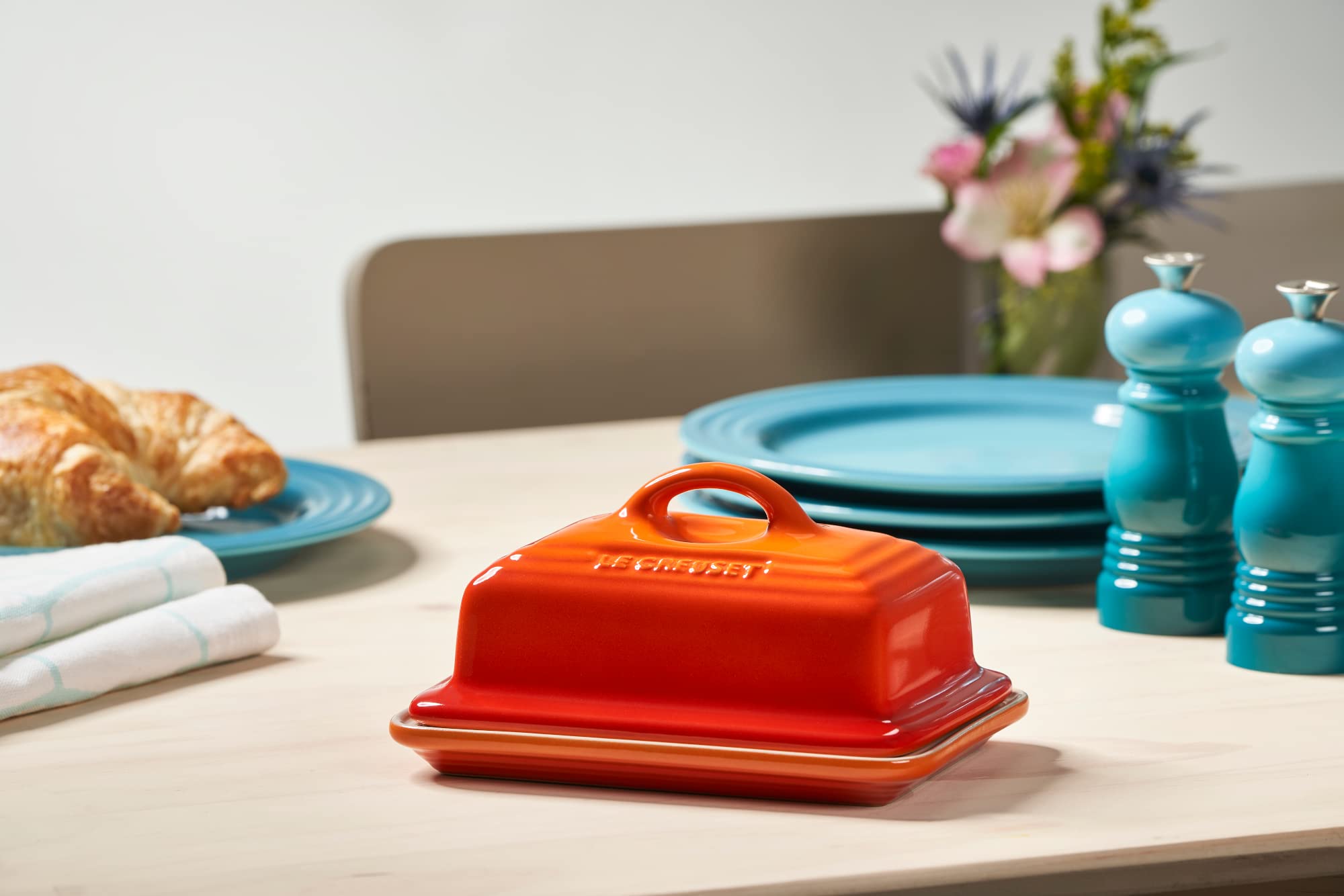Le Creuset Stoneware Butter Dish, 900 g, 17 x 12.5 x 9 cm, Volcanic, 70837170900000 - Image 2