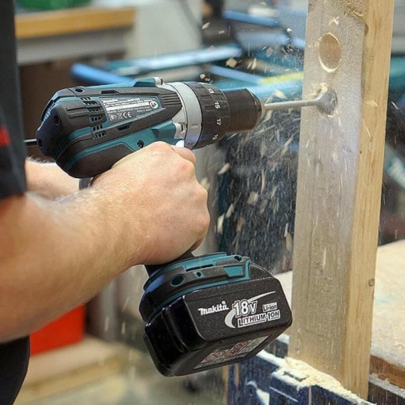 Image secondaire de Pack Complet Outils 18V LXT Makita avec 2 Batteries 5Ah et Coffret