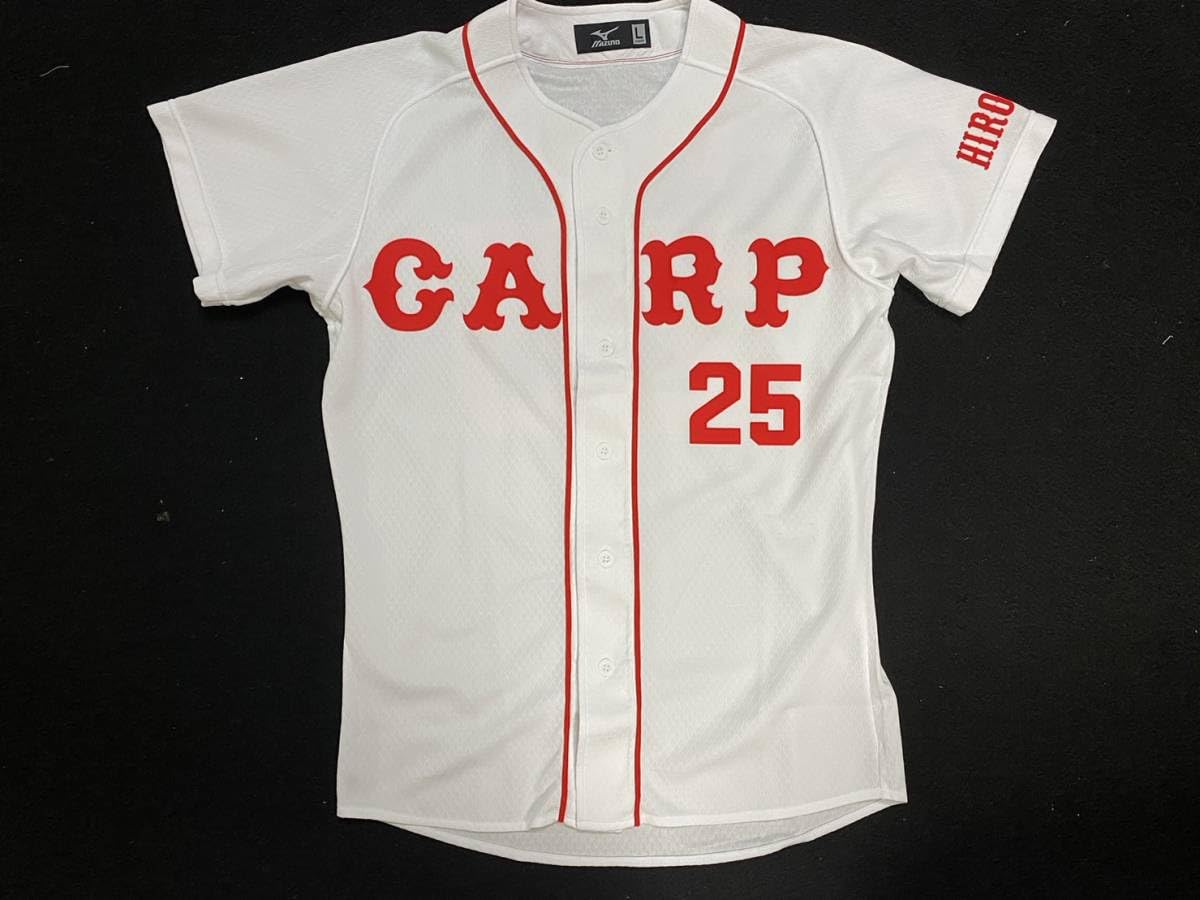 広島東洋カープ Carp 希少 赤ヘル 永久欠番3番 鉄人 衣笠祥雄 1975年 