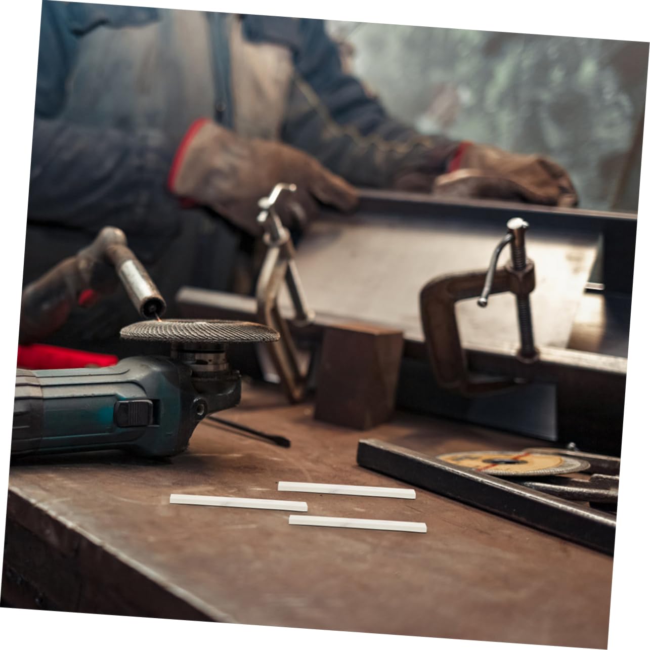 jojofuny 30pcs Pencil Refill Welding Chalk Paint Soapstone Marker Soapstone Pencil Soapstone Pen for Welder Paint Welding Chalk Tools Textile Marking Tool Stone Mine White