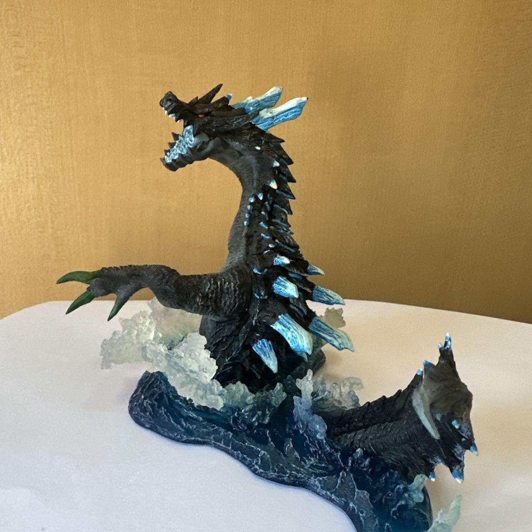 Amazon.co.jp: モンハン ラギアクルス 種 DXF フィギュア : ホビー