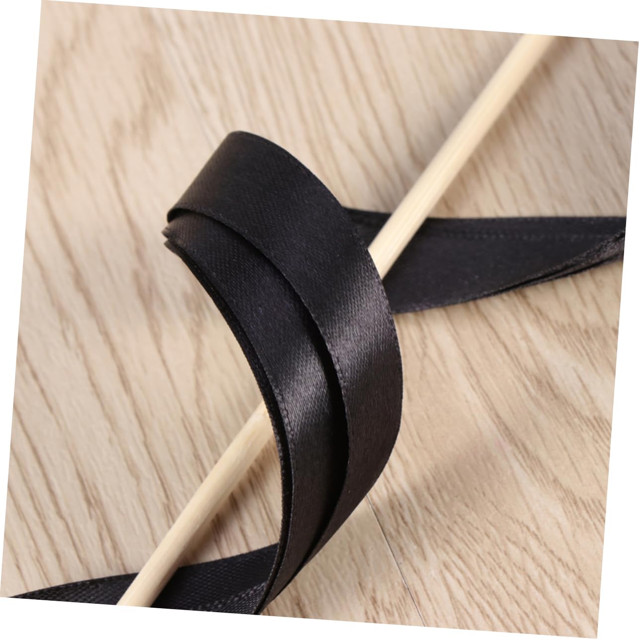 Abaodam 40stücke Farbige Satin-Ribbons Fairy Wands Ohne Glocken Hochzeitsdeko Partygeschenke Lang Schwarz Für Feiern Hochzeiten Babypartys Events