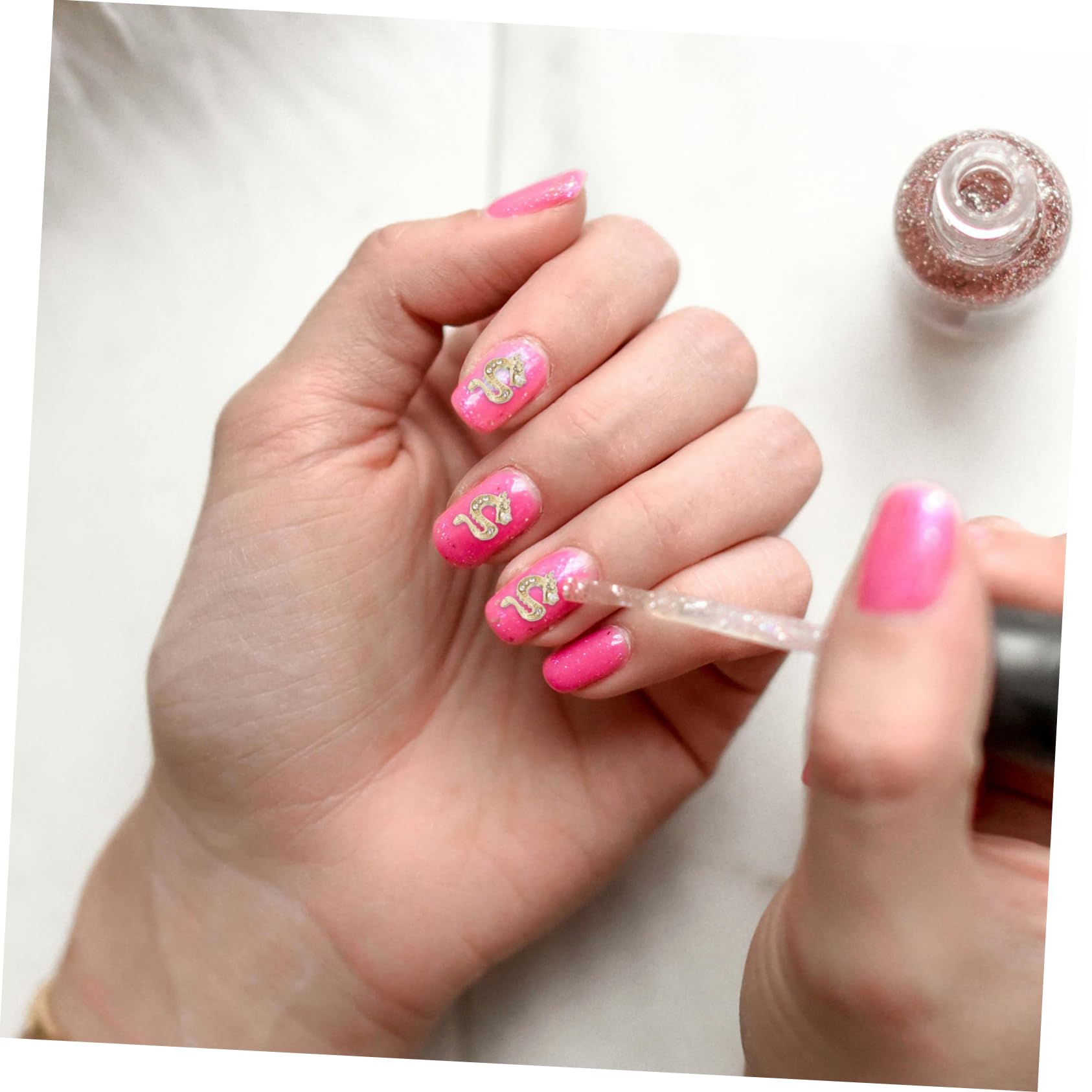 Ipetboom 200pezzi Ciondoli Per Unghie Forma Di Drago Con Decorazioni Strass Accessori Per Manicure Stile Cinese Elegante Di Ornamenti Per Unghie Da Salone o Uso Domestico
