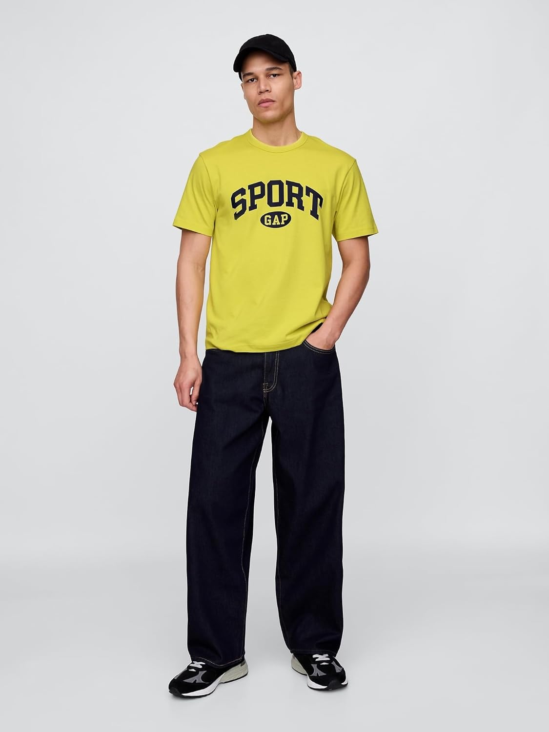 GAP Men's Tropical Novelty Logo Tee - Image 2