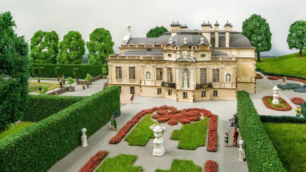 66991 H0 Schloss Linderhof