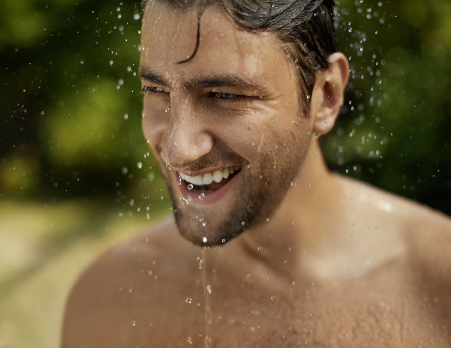 Kneipp Men Aromatyczna pianka do kąpieli dla mężczyzn – z naturalnym olejkiem eterycznym z drewna cedrowego i pielęgnującym olejkiem jojoba – bez mikroplastiku – 6 x 400 ml