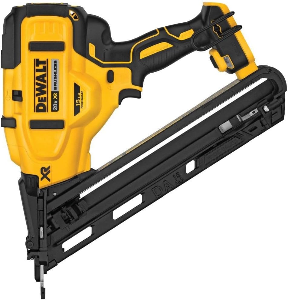 DEWALT 20V MAX* Finish Nailer, Angled, 15GA (DCN650B)
