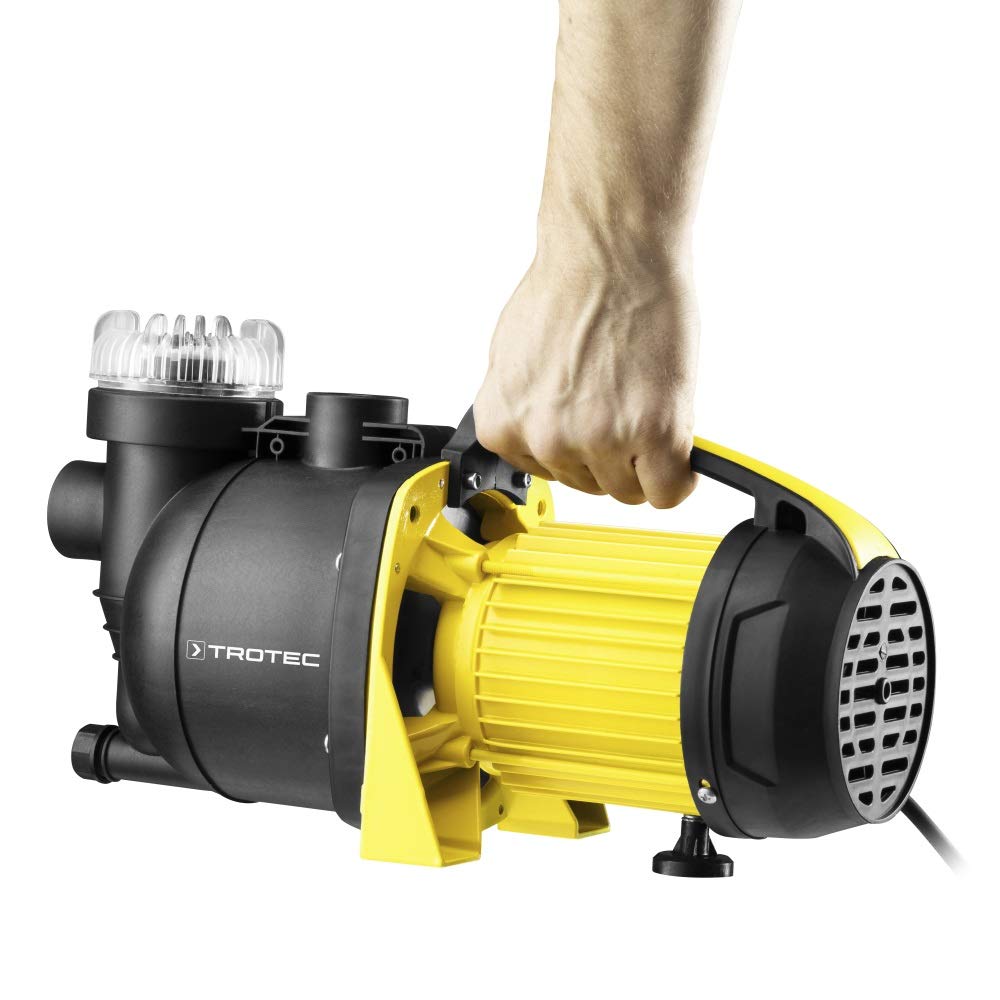 TROTEC TGP 1005 E Pompe à eau de jardin à filtre intégré 1000 W, 3300 l/h, hauteur de refoulement 42 m, aspiration 7 m, pour récupérateur d’eau de pluie, citerne et puits