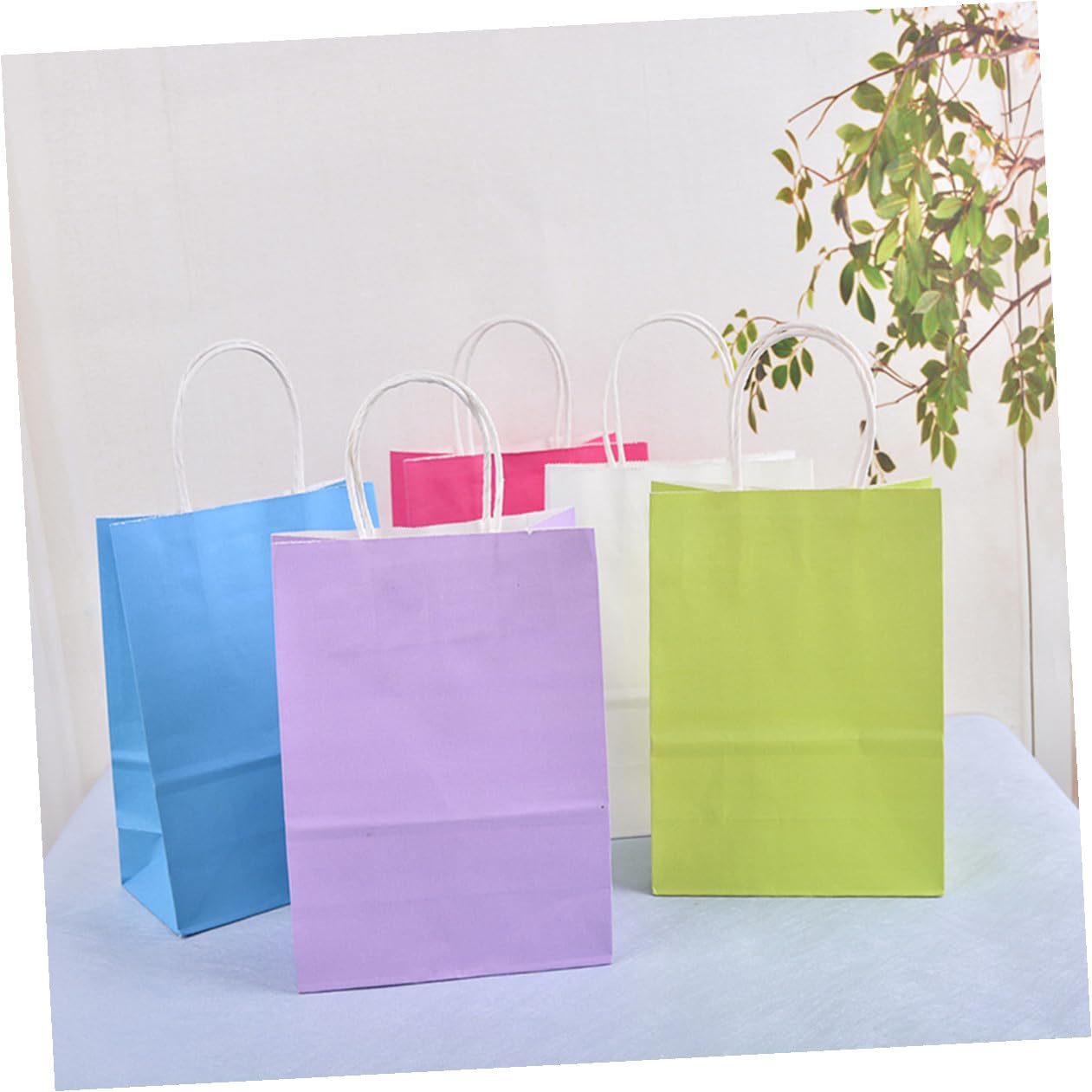 VALICLUD Geschenktüten mit Henkel 50 Stück aus Recycelbarem Kraftpapier mit Flachem Boden Handliche Papiertüte Boxförmig für Einzelhandel und Business Branding