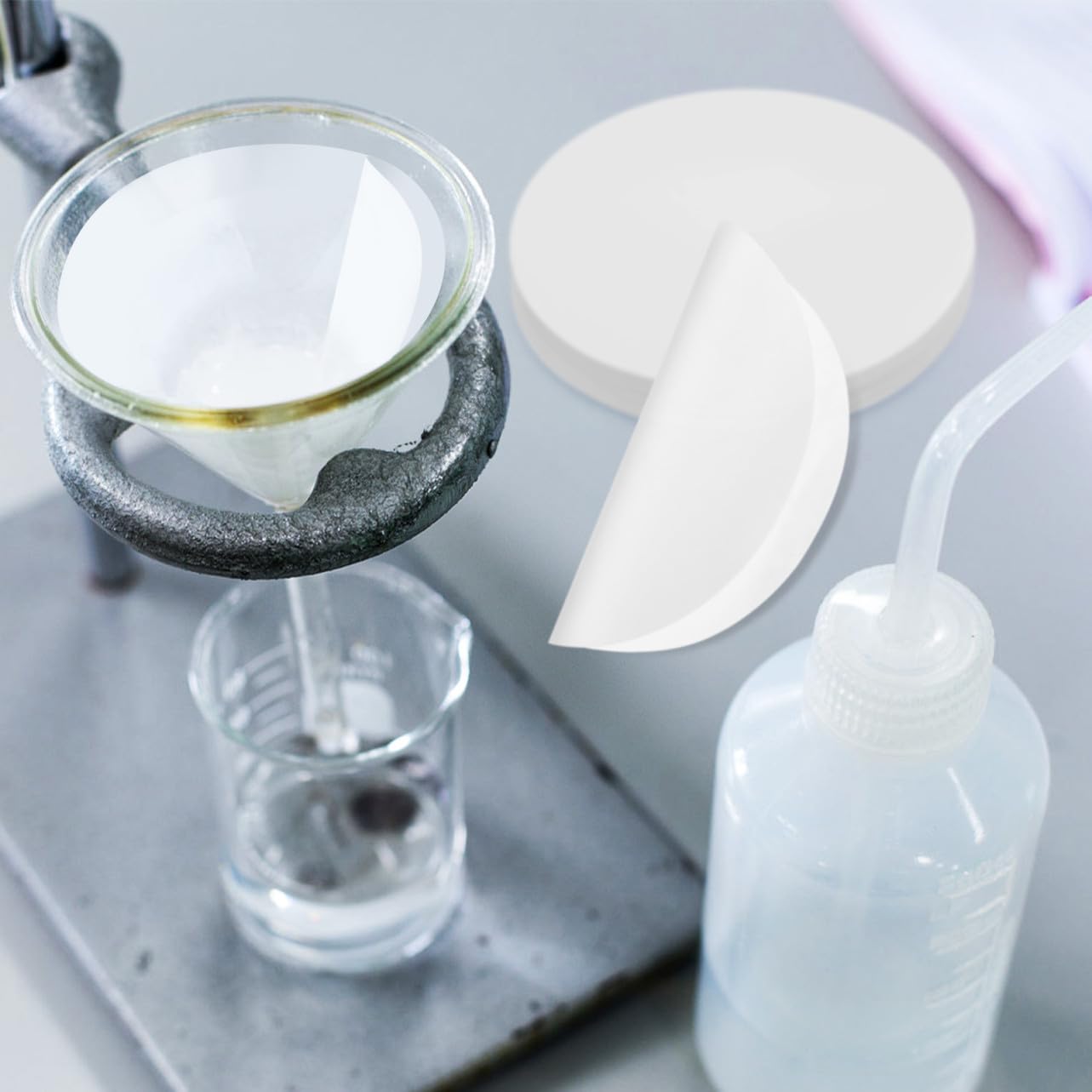 Carta da Filtro Qualitativa 18cm Bianca 100 Pezzi a Flusso Medio | Dischi per Laboratorio, Separa Precipitati Grossolani e Gelatinosi, per Applicazioni Chimiche Generali e Esperimenti