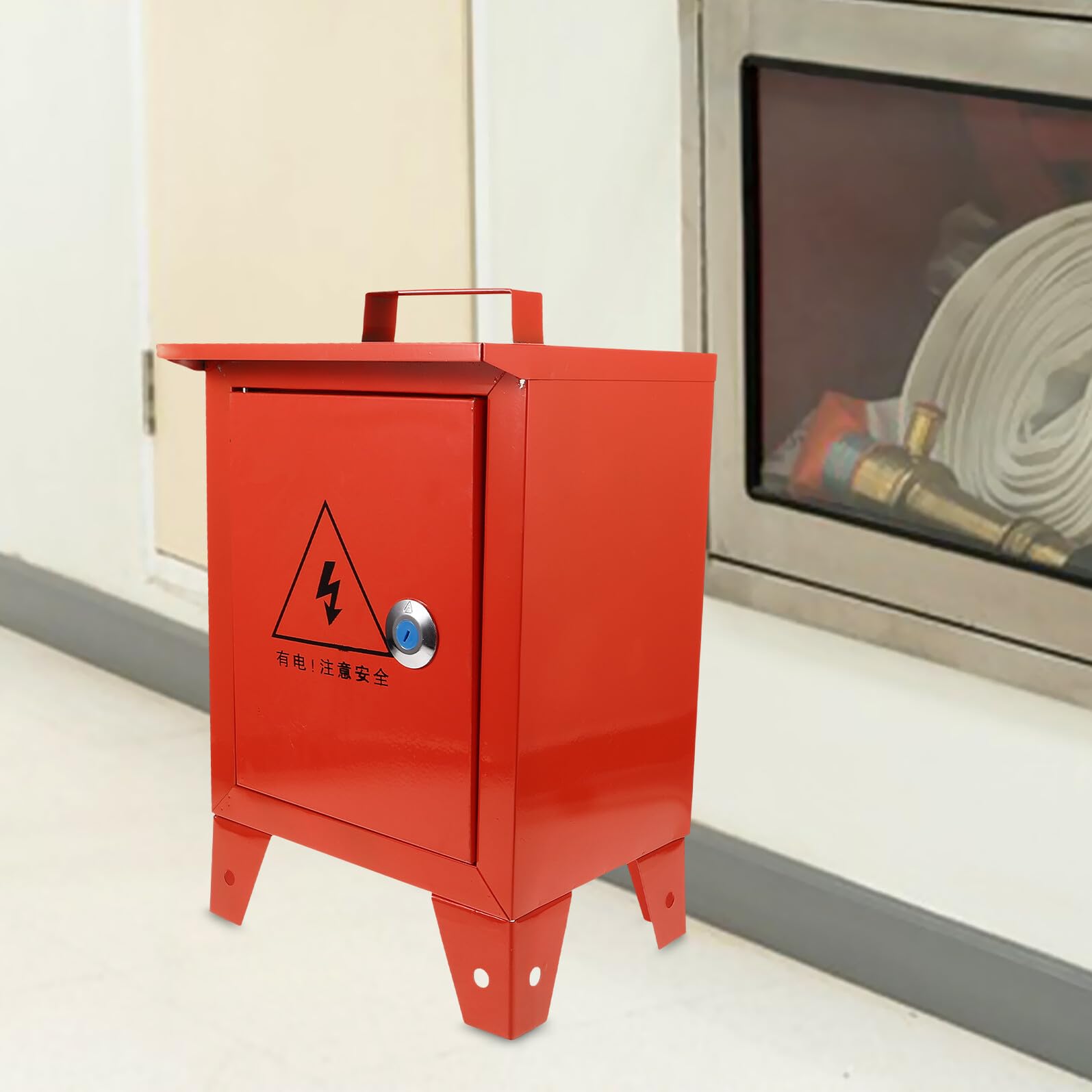 Tragbare Handbox aus Metall als Stromverteilerkasten für Werkstatt