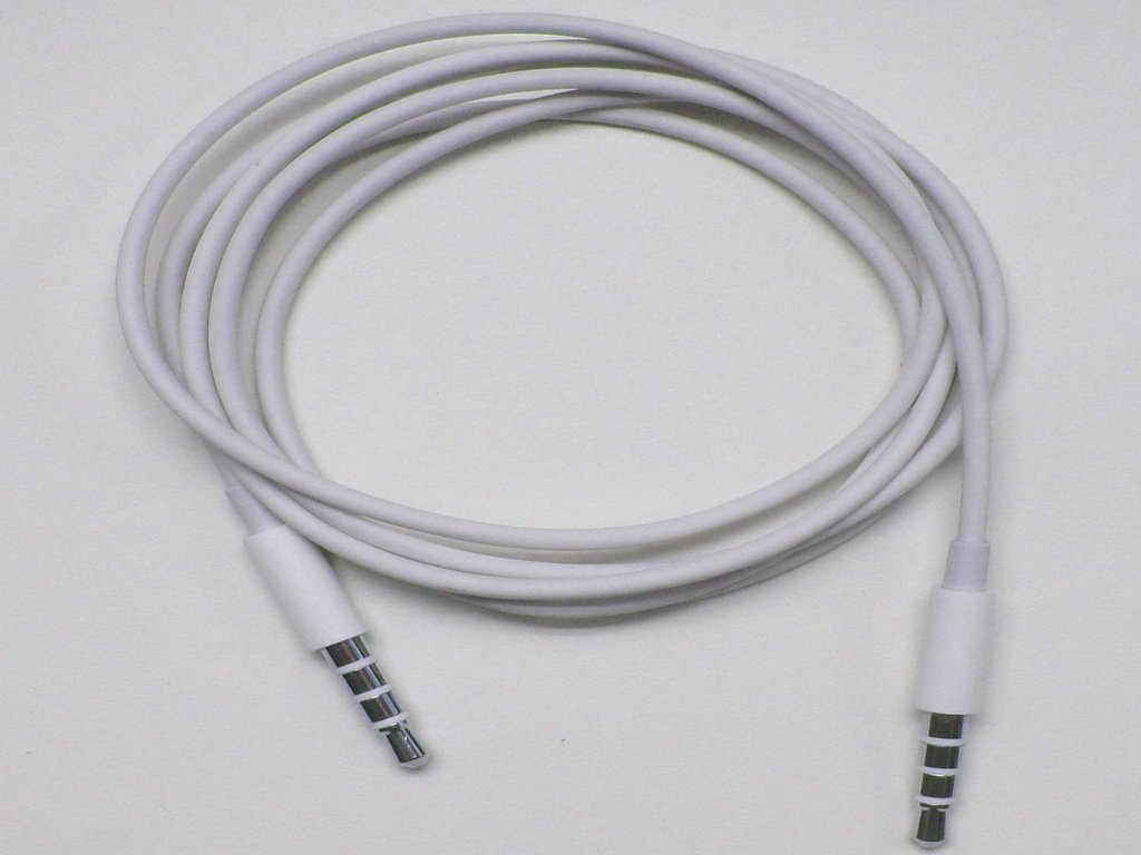 NEW 3.5mm 4-pole Male Audio Plug Car aux Cable Headphone for apple iphone ipod
