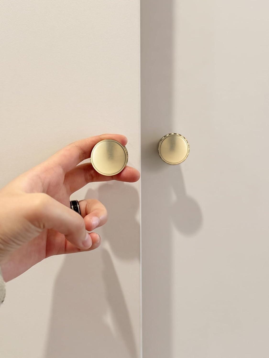 Goo-Ki 6 Pack Cabinet Knobs Champagne Bronze Drawer Knobs with Backplate Zinc Alloy Kitchen Hardware - Vintage Brass Single Hole/Screw Bar Cabinet Pulls with Spacer