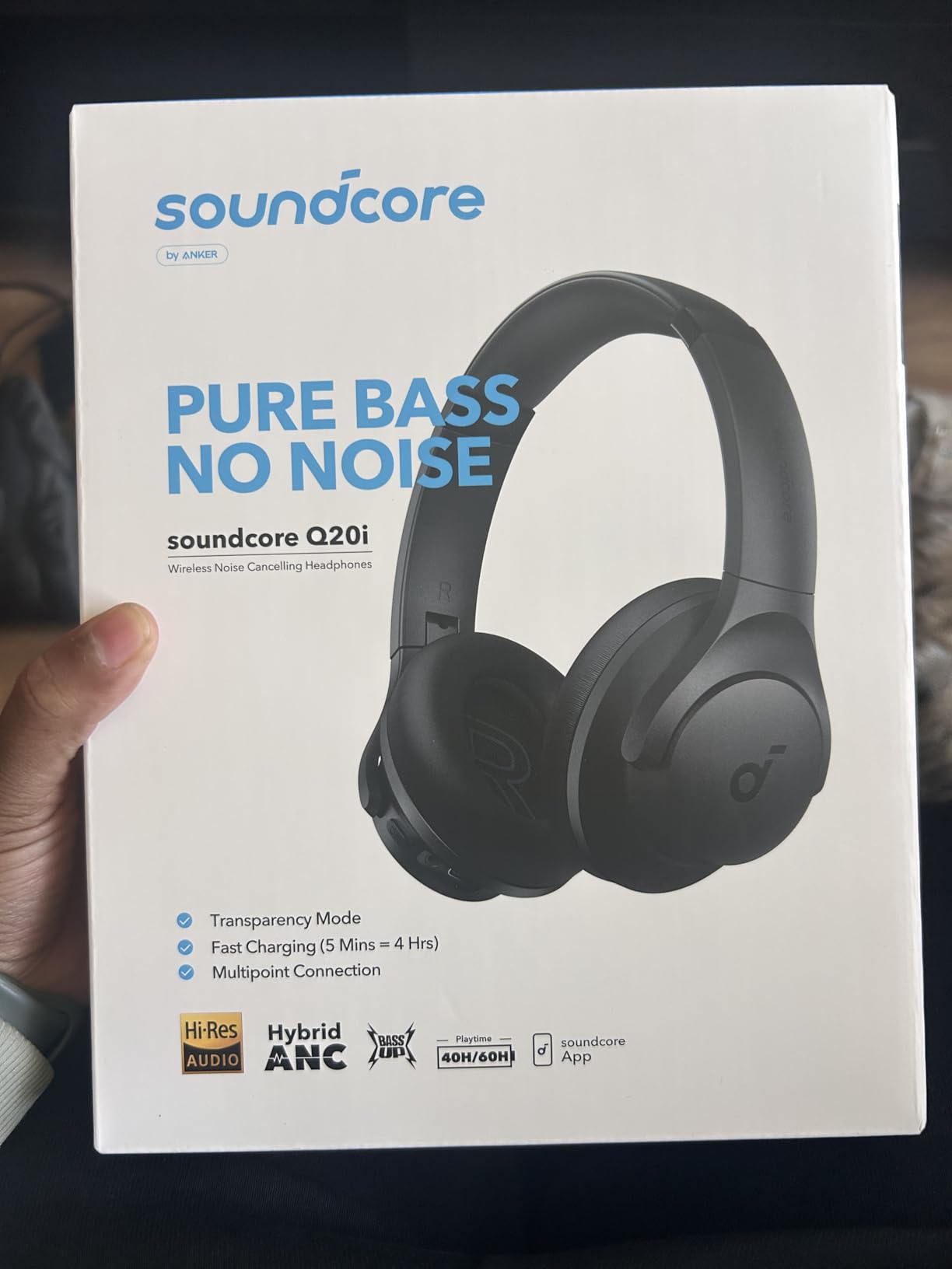 Soundcore Q20i retail box