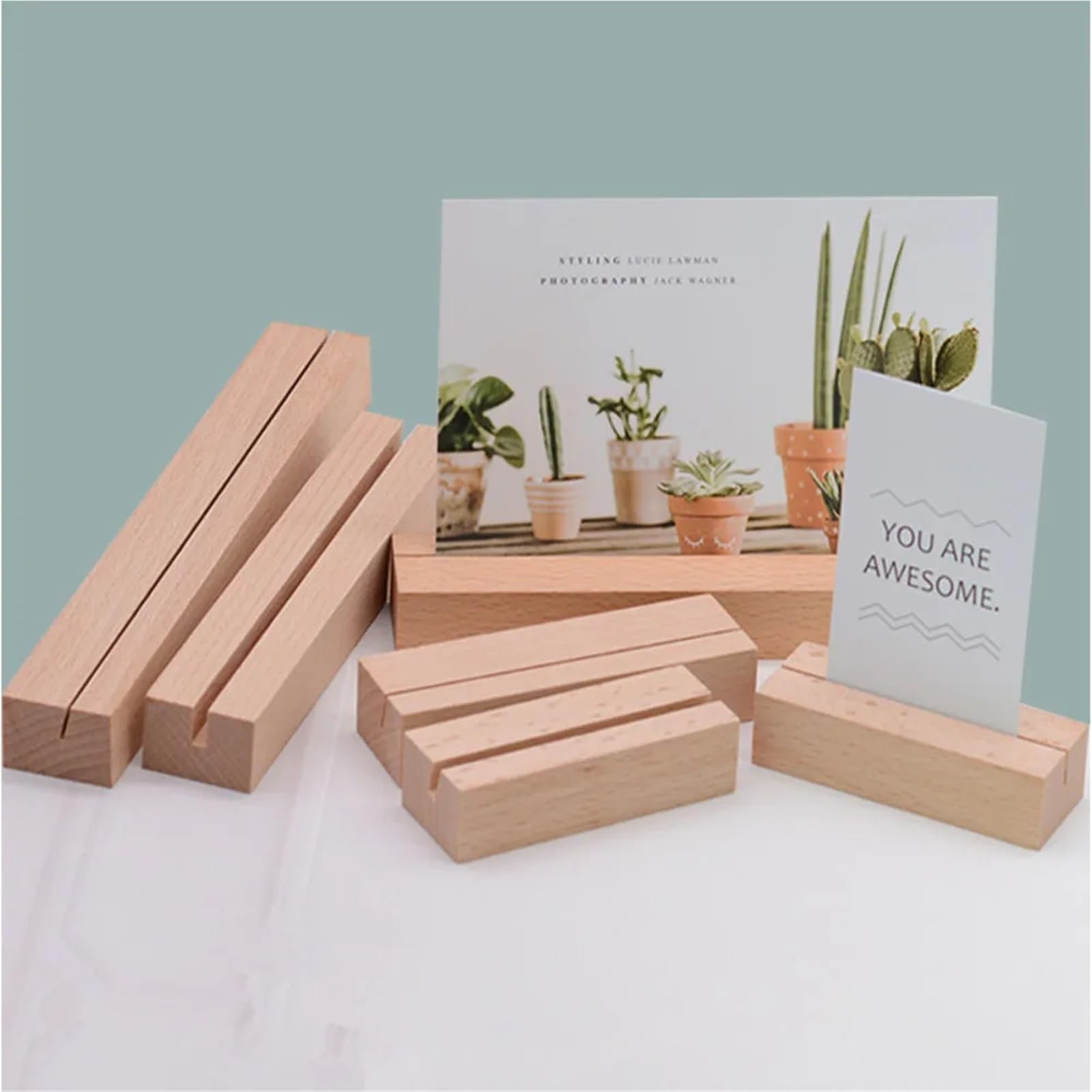 20 soportes de madera para tarjetas de lugar de madera, soporte para números de mesa, soporte para letreros, nombre para mesa de boda, número de nombre, imágenes (ranura inclinada de 1 mm)