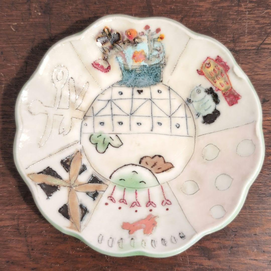 ⑪ 砥部焼　生石窯　西山千代子　貼り合わせ 新品未使用】砥部焼 生石窯 西山千代子 お皿いろいろ - メルカリ