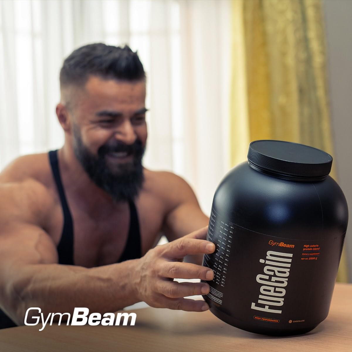 GymBeam FueGain Mass Gainer Protein – Premium All in One Blend für Muskelwachstum und -erhaltung, angereichert mit Kreatin, Glutamin, BCAA und AAKG (2500g, Schokolade)