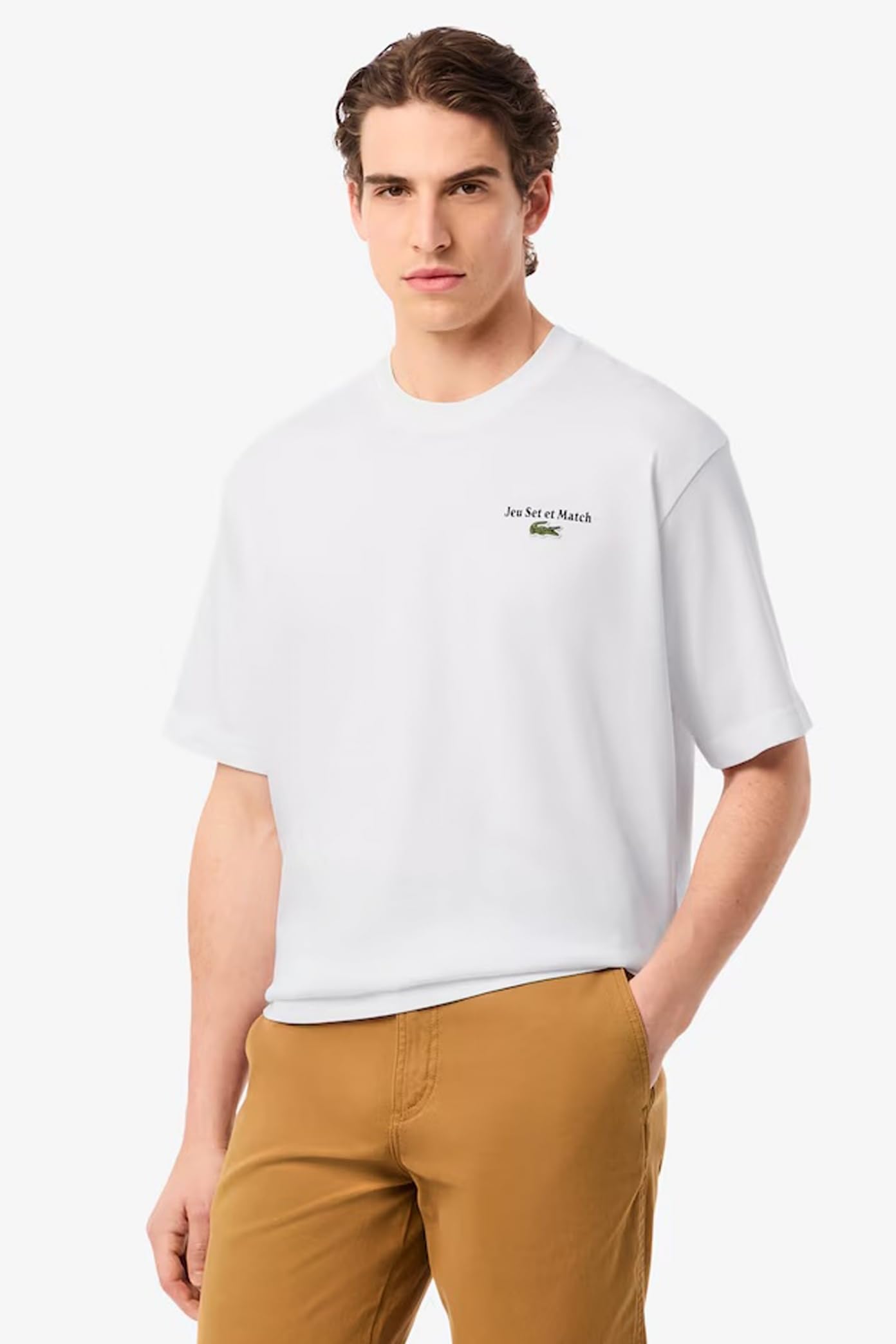 Lacoste Camiseta Blanca Jeu Set et Match, Algodón Orgánico, Corte Holgado, Manga Corta, Estampado Gráfico con Cocodrilo Bordado, Hombre