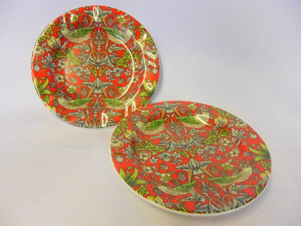 Heron Cross Pottery Multicolor Set Of 2 William Morris Red Strawberry Thief Design China Coasters.