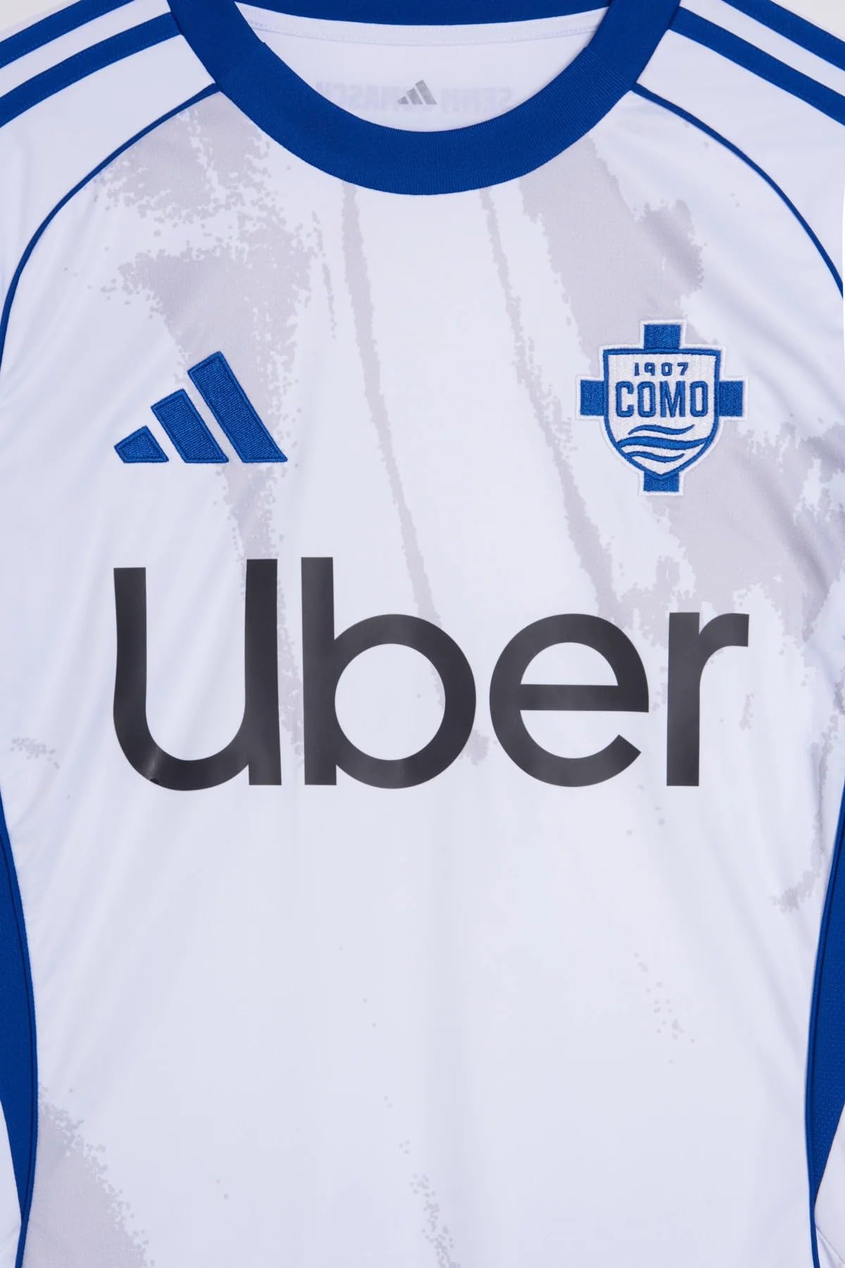 COMO 1907 Maglia Gara Ufficiale Stagione 2025/26. Jersey Calcio Traspirante con Design Ispirato al Lago di Como. Prodotto Originale con Stemma Club. - 3