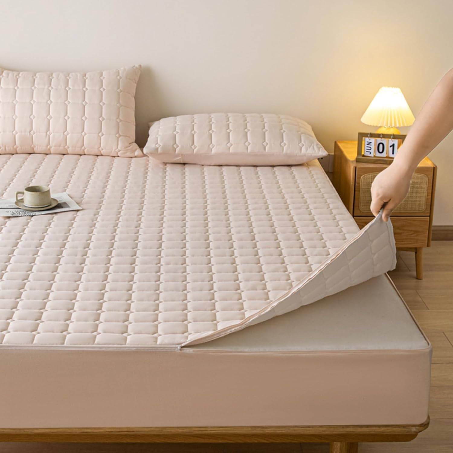 Matratzenbezug mit 4-Seitiger Reißverschluss Rundumschutz Matratzenhülle, Weicher Atmungsaktiver Matratzenschoner Waschbar(Beige,90x200x15cm)