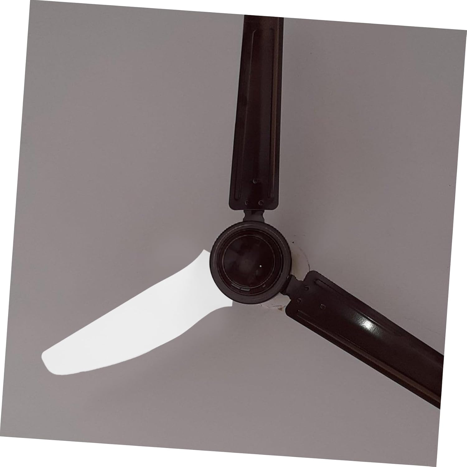 STOBAZA Plastic Fan Blade Replacement White Blades for Standing Table and Ceiling Fans Easy Installation Compatible with Various Fan Models Repair