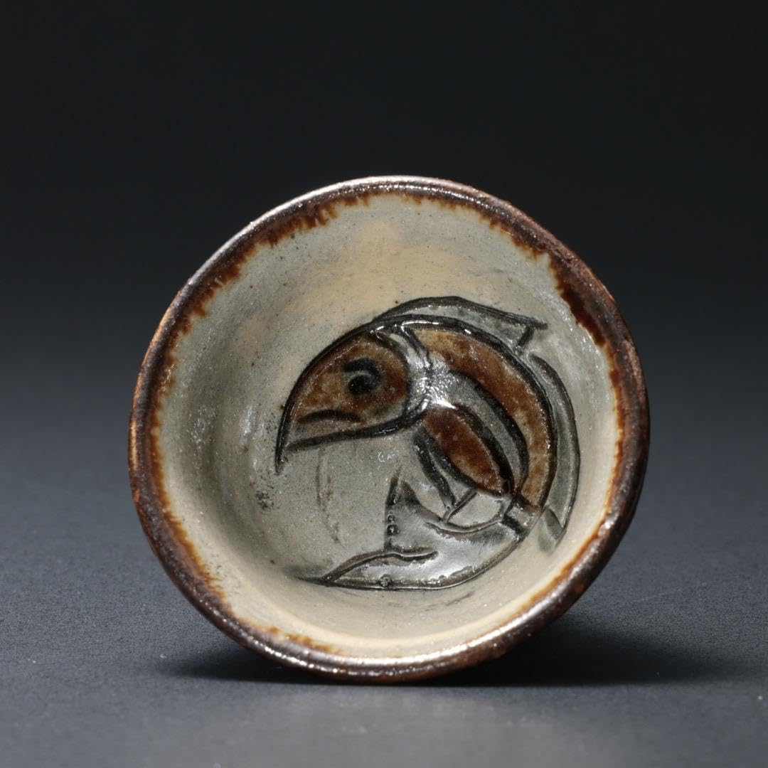 Guinomi, Living National Treasure, Tsuboya-yaki Guinomi by Jiro Kinjo *Wooden box is not included if shipped overseas