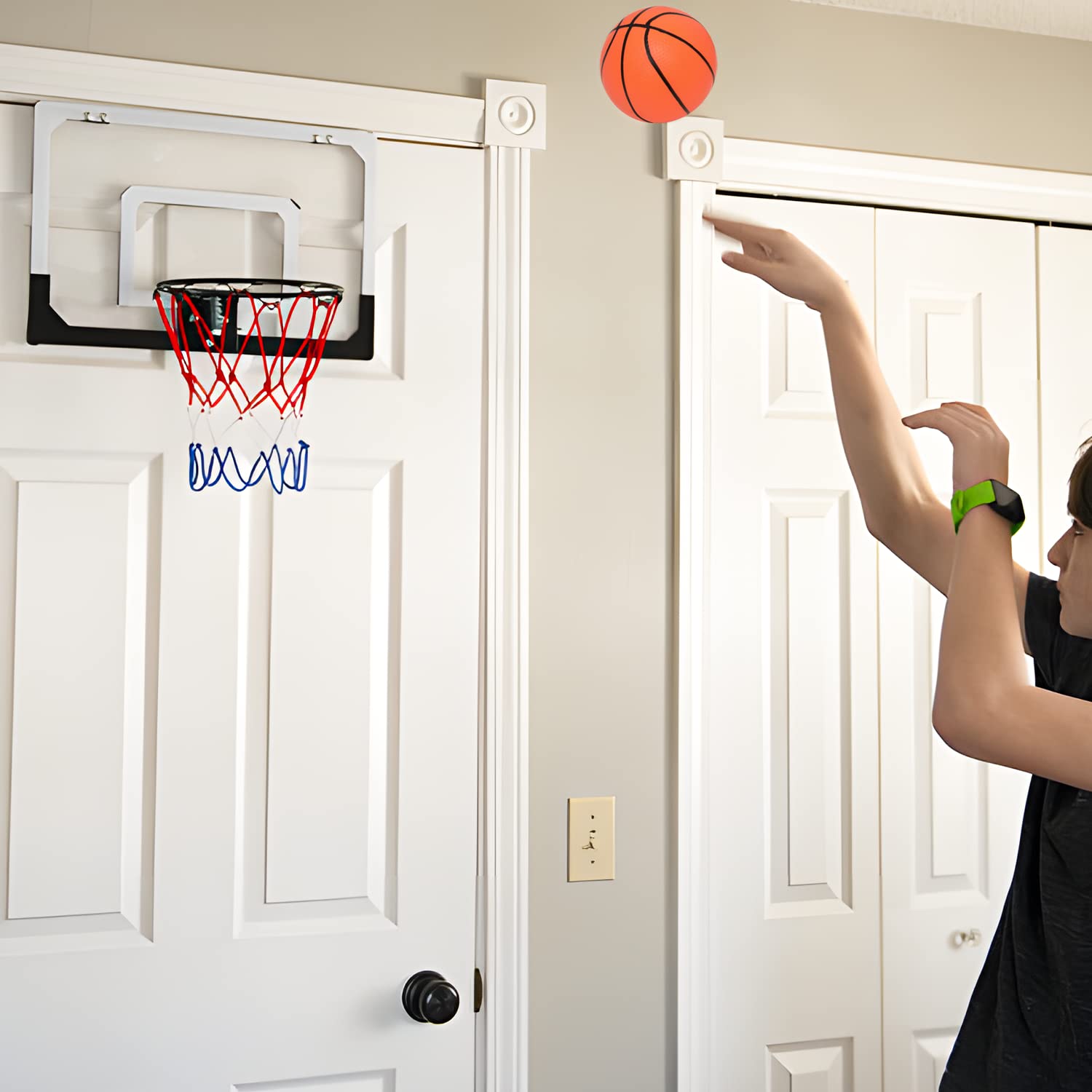 Magshion 18-Inch Mini Over-The-Door Basketball Hoop for Indoor and Outdoor Small Door Hanging Room Basketball Hoop with Ball for Bedroom, Office, Garage (Oval)