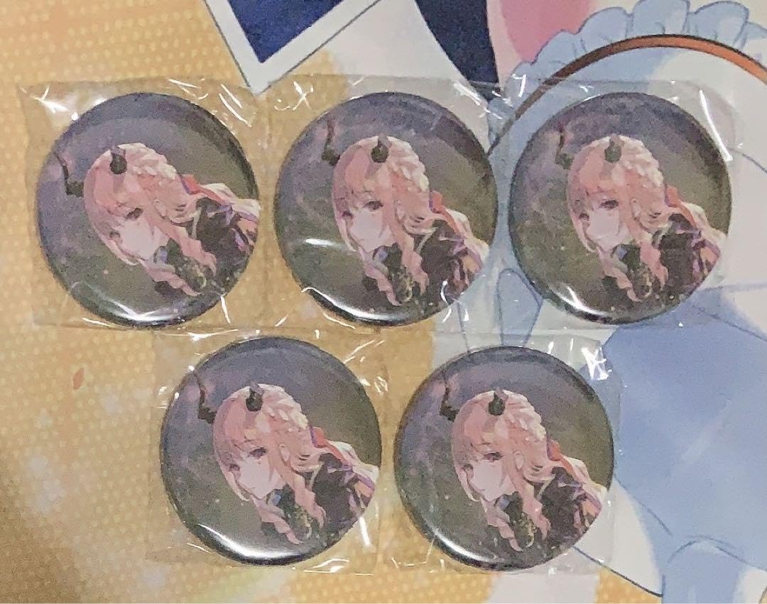 Amazon.co.jp: ロウワートリコロージュ CD特典缶バッジ 暁山瑞希