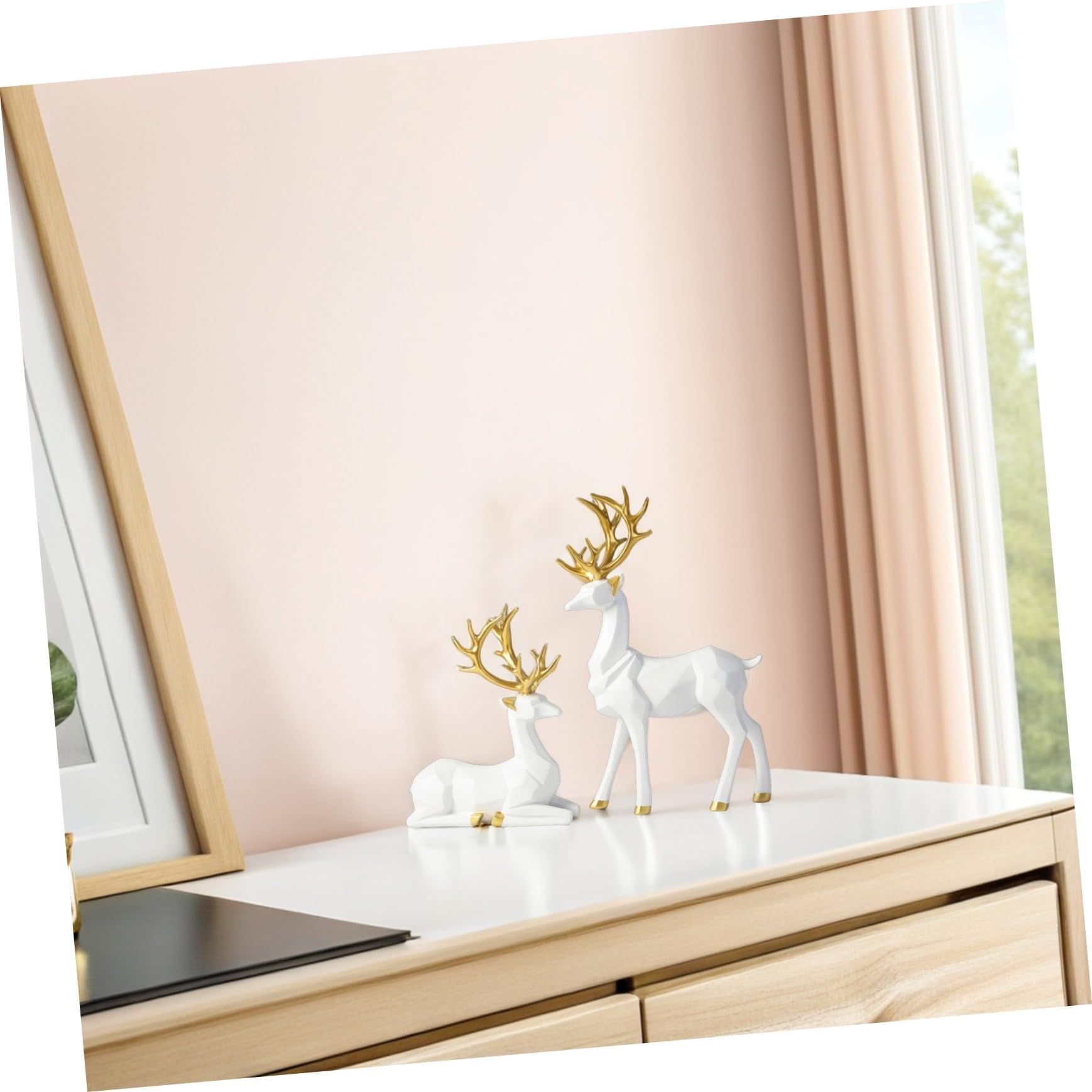 DOITOOL 2 Stück Teiliges REH Langlebigem Resin Moderne Weiße Rentier-deko mit Stehender und Liegender Figur Stilvolle Tisch Wohnraumdekoration für Weihnachten und Alltag