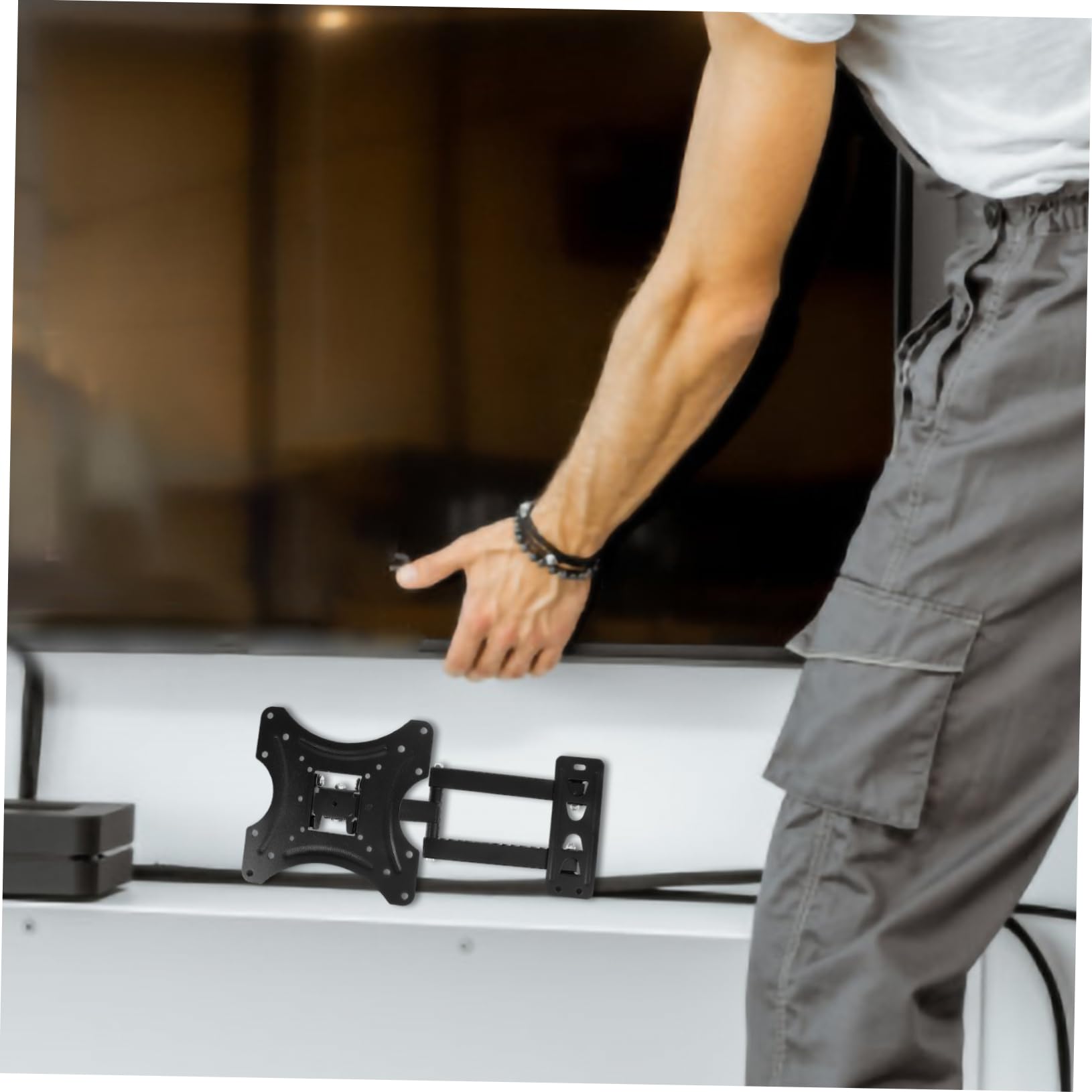 ULTECHNOVO Soporte de Pared para TV 17-42 Pulgadas, Metal Negro