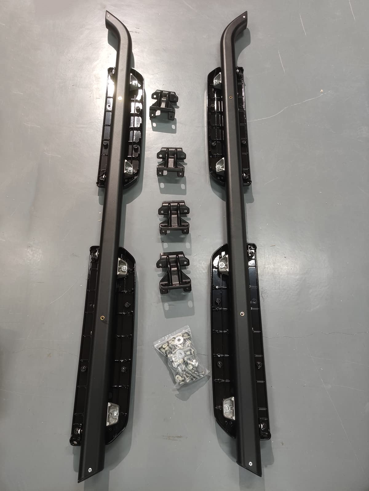 Pedane laterali per Land Rover Defender 110 130 2020-2024 2025 2026 L663 4 porte | 2 pezzi gradini laterali fissi binario pedaliera laterale | Aggiornamento completamente nuovo | Accessori auto nero