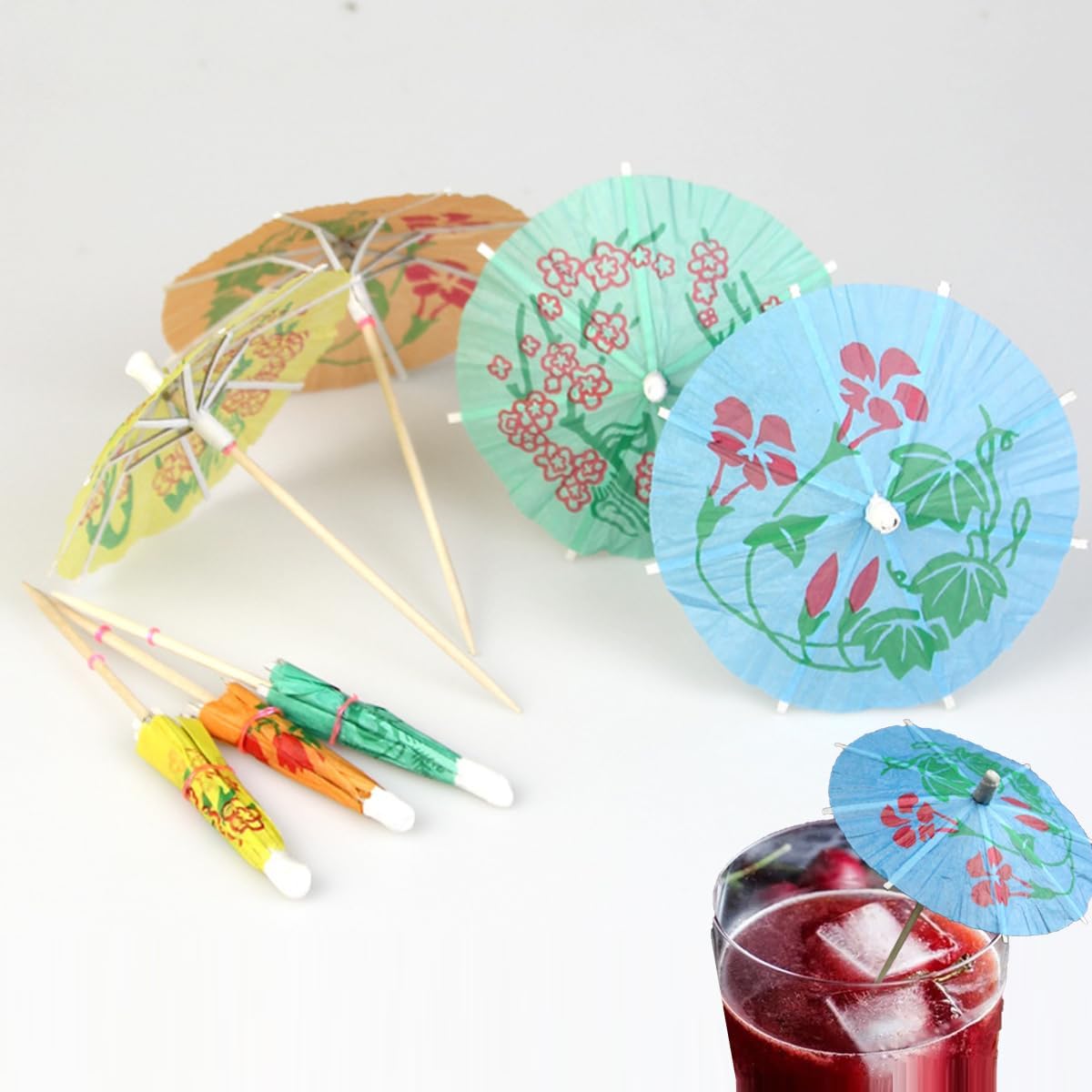 Pack of 100 Cocktail Umbrellas Decoration Small Umbrellas Paper Umbrellas Mini Drinks Umbrellas Decoration Cocktail Stick Decoration for Drinks Party Bar Cupcake